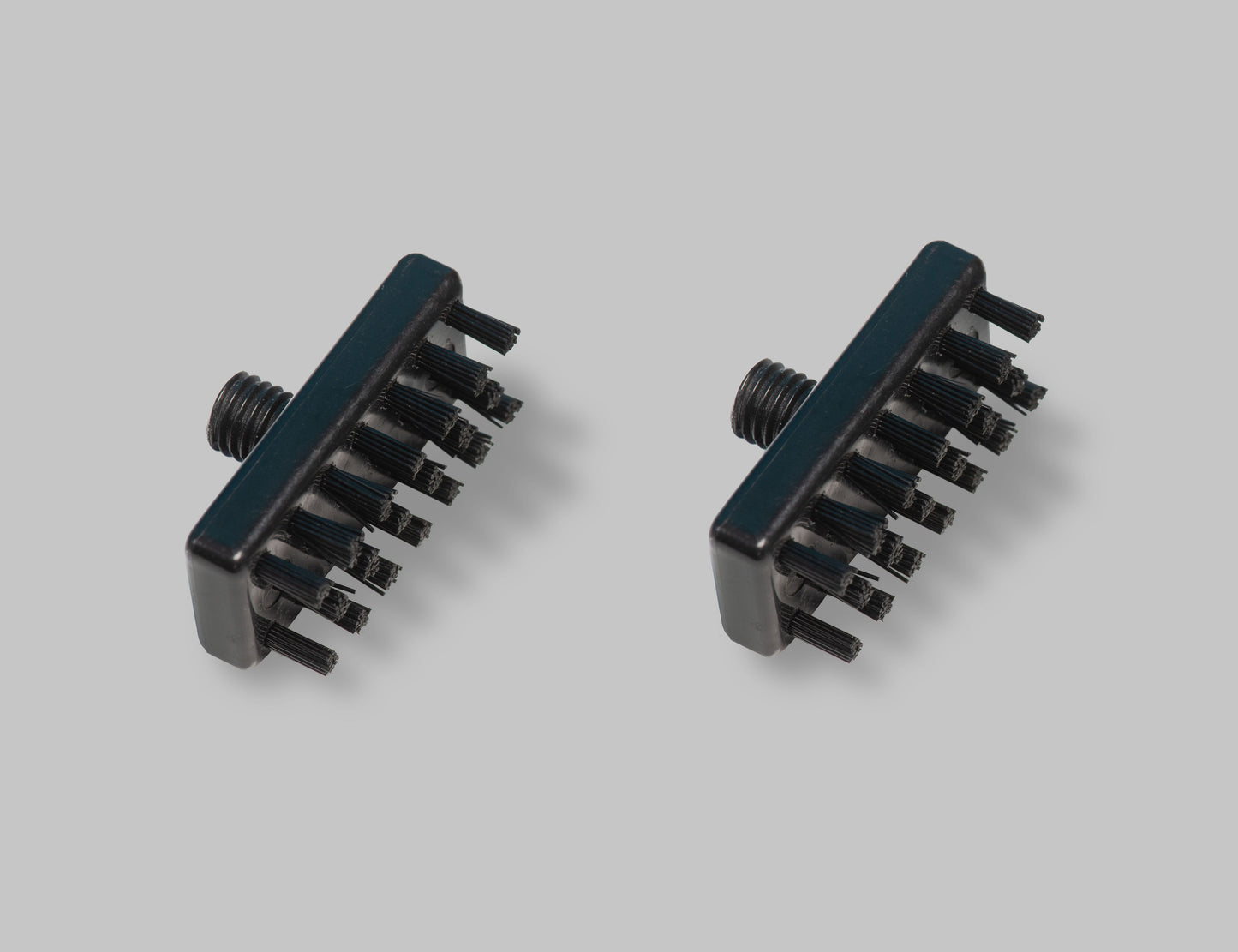 Ti BRUSH Refills nylon golf brush replacement heads angled
view