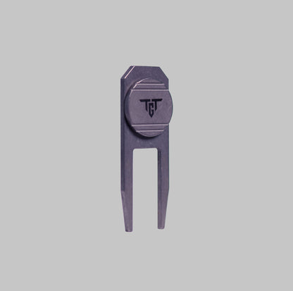 Ti FUSION magnetic titanium divot tool and ball marker angled
view