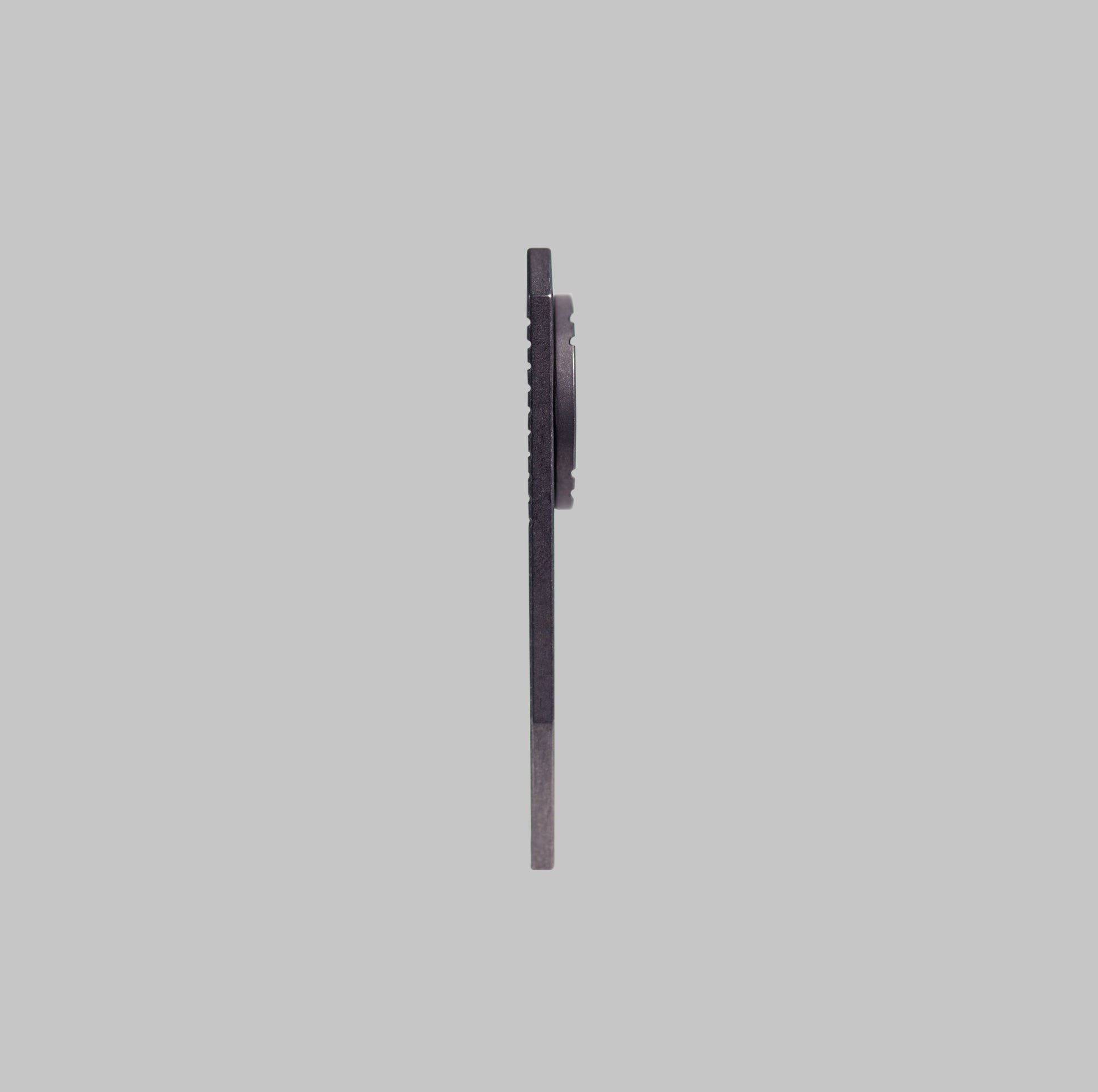 Ti FUSION titanium combo tool side view showing magnetic link