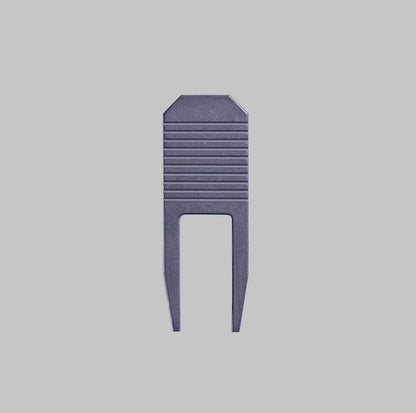 Ti TOOL precision titanium divot repair tool back view