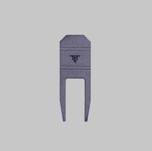 Ti TOOL precision titanium divot repair tool front view